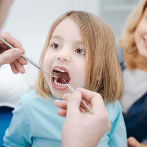 Family-Dentist-in-Dr.-Mark-Rhody-Dentistry